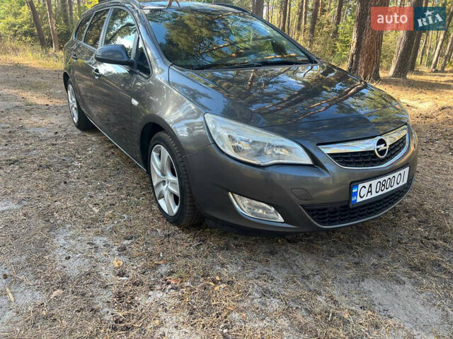 Сірий Опель Астра, об'ємом двигуна 1.7 л та пробігом 252 тис. км за 6500 $, фото 1 на Automoto.ua