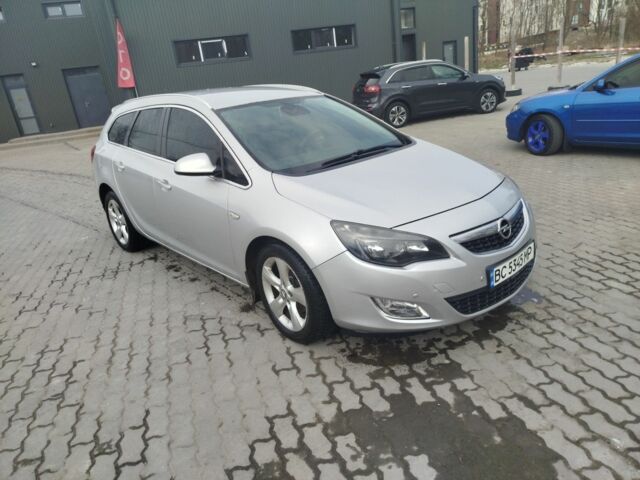 Сірий Опель Астра, об'ємом двигуна 1.7 л та пробігом 232 тис. км за 7600 $, фото 1 на Automoto.ua