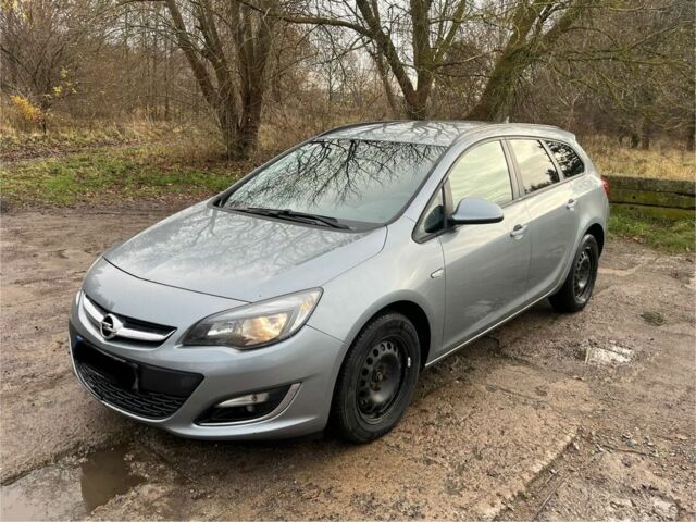 Серый Опель Астра, объемом двигателя 1.7 л и пробегом 288 тыс. км за 2937 $, фото 1 на Automoto.ua