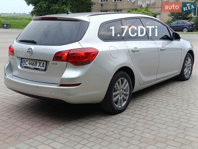 Сірий Опель Астра, об'ємом двигуна 1.7 л та пробігом 222 тис. км за 5555 $, фото 1 на Automoto.ua
