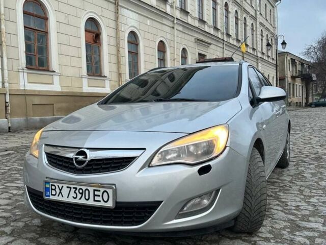 Серый Опель Астра, объемом двигателя 1.69 л и пробегом 298 тыс. км за 5850 $, фото 1 на Automoto.ua