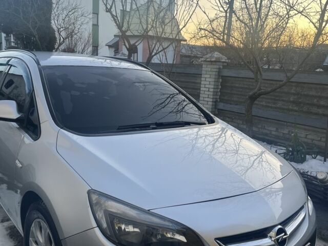 Серый Опель Астра, объемом двигателя 1.7 л и пробегом 279 тыс. км за 6500 $, фото 1 на Automoto.ua