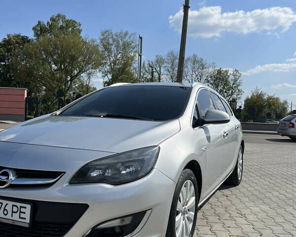 Серый Опель Астра, объемом двигателя 1.7 л и пробегом 259 тыс. км за 6800 $, фото 1 на Automoto.ua