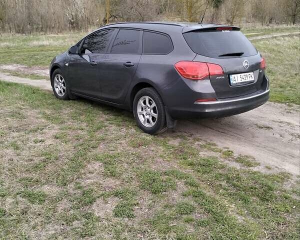Сірий Опель Астра, об'ємом двигуна 1.7 л та пробігом 300 тис. км за 7300 $, фото 1 на Automoto.ua