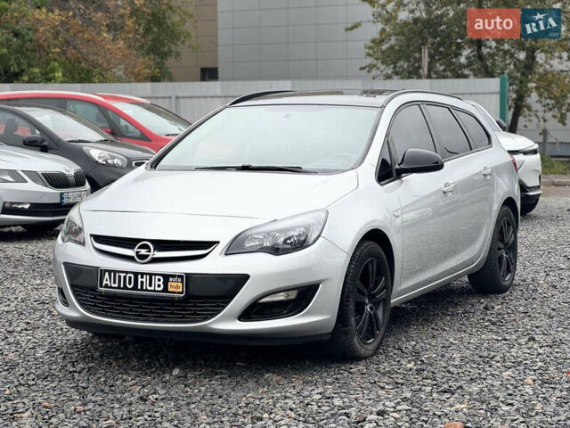Опель Астра 2013 в Бердичеве на Automoto.ua Серый Опель Астра, объемом двигателя 1.69 л и пробегом 254 тыс. км за 8000 $, фото 1 на Automoto.ua
