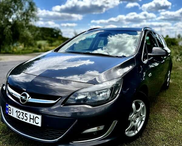 Серый Опель Астра, объемом двигателя 2 л и пробегом 246 тыс. км за 8500 $, фото 1 на Automoto.ua