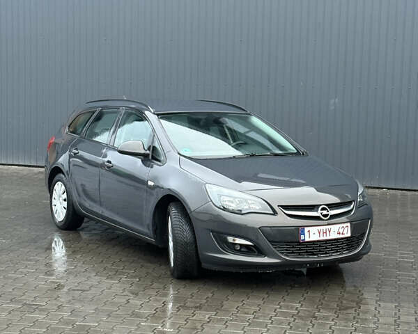Серый Опель Астра, объемом двигателя 1.6 л и пробегом 258 тыс. км за 6950 $, фото 1 на Automoto.ua
