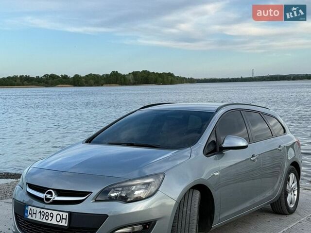 Серый Опель Астра, объемом двигателя 1.6 л и пробегом 236 тыс. км за 7600 $, фото 1 на Automoto.ua