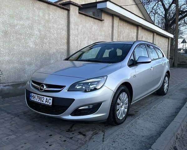 Сірий Опель Астра, об'ємом двигуна 1.6 л та пробігом 240 тис. км за 7800 $, фото 1 на Automoto.ua