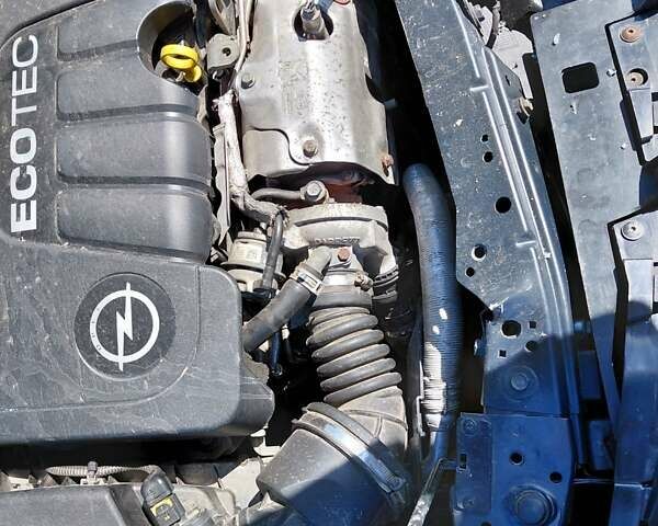 Серый Опель Астра, объемом двигателя 1.6 л и пробегом 159 тыс. км за 3200 $, фото 1 на Automoto.ua