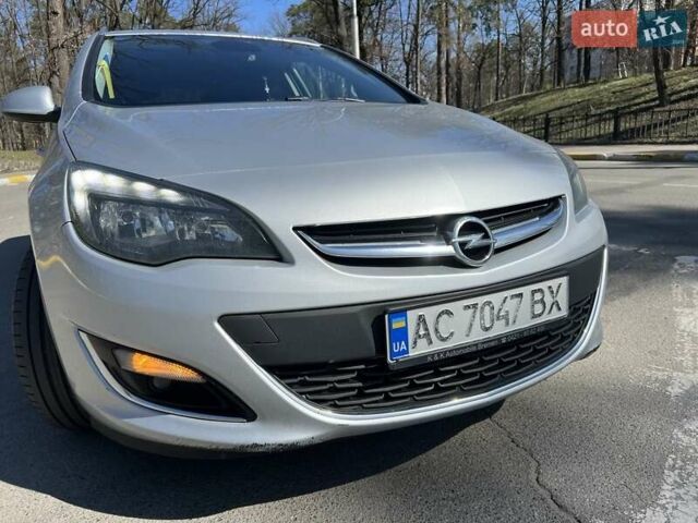 Серый Опель Астра, объемом двигателя 1.6 л и пробегом 265 тыс. км за 8800 $, фото 1 на Automoto.ua