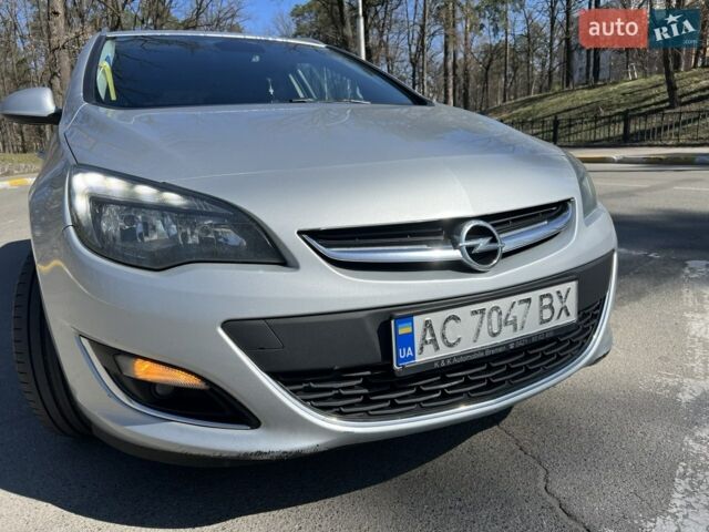 Серый Опель Астра, объемом двигателя 1.6 л и пробегом 265 тыс. км за 8800 $, фото 1 на Automoto.ua