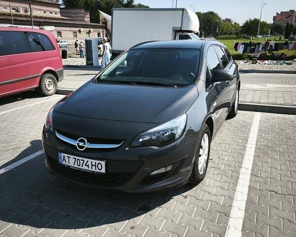 Серый Опель Астра, объемом двигателя 1.6 л и пробегом 292 тыс. км за 8558 $, фото 1 на Automoto.ua