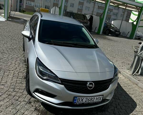 Серый Опель Астра, объемом двигателя 1.6 л и пробегом 180 тыс. км за 9500 $, фото 1 на Automoto.ua