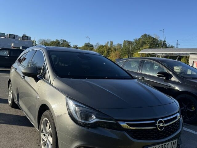Серый Опель Астра, объемом двигателя 1.6 л и пробегом 257 тыс. км за 10900 $, фото 1 на Automoto.ua