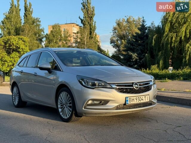 Сірий Опель Астра, об'ємом двигуна 1.6 л та пробігом 230 тис. км за 10300 $, фото 1 на Automoto.ua
