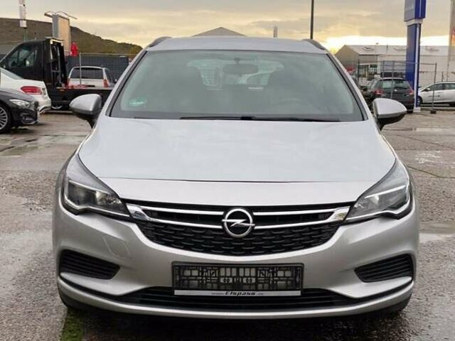 Серый Опель Астра, объемом двигателя 1.6 л и пробегом 266 тыс. км за 9000 $, фото 1 на Automoto.ua