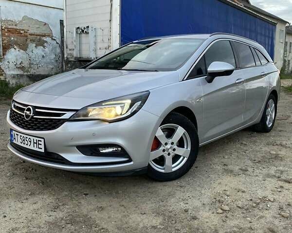 Серый Опель Астра, объемом двигателя 1.6 л и пробегом 206 тыс. км за 8800 $, фото 1 на Automoto.ua