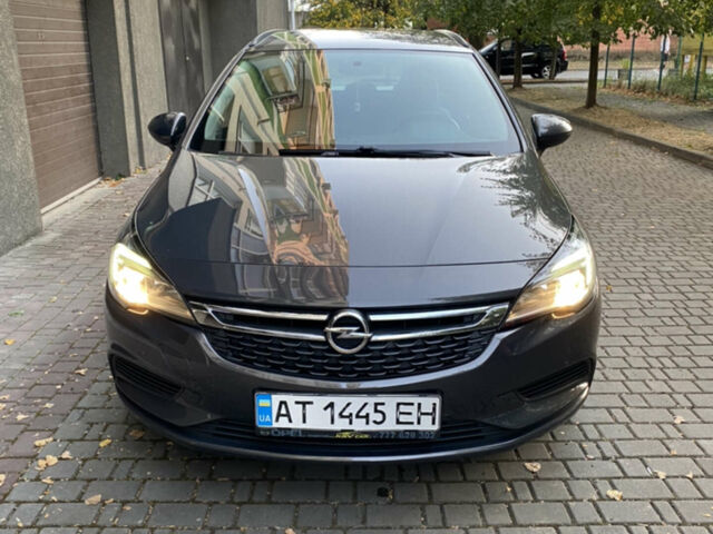 Сірий Опель Астра, об'ємом двигуна 1.4 л та пробігом 137 тис. км за 7900 $, фото 1 на Automoto.ua
