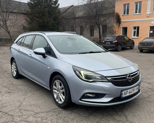 Сірий Опель Астра, об'ємом двигуна 1.6 л та пробігом 320 тис. км за 7600 $, фото 1 на Automoto.ua