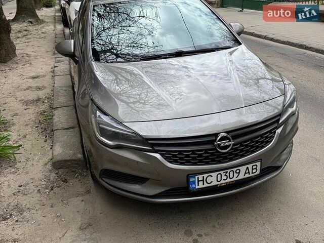Серый Опель Астра, объемом двигателя 1.6 л и пробегом 180 тыс. км за 9599 $, фото 1 на Automoto.ua