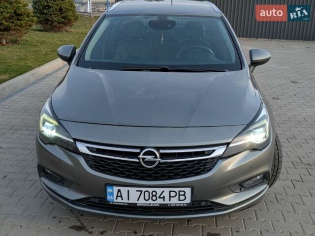 Серый Опель Астра, объемом двигателя 1.6 л и пробегом 260 тыс. км за 9900 $, фото 1 на Automoto.ua