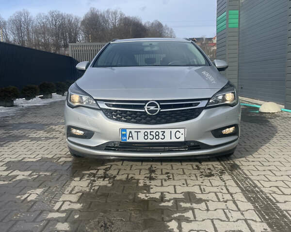 Серый Опель Астра, объемом двигателя 1.6 л и пробегом 205 тыс. км за 9900 $, фото 1 на Automoto.ua