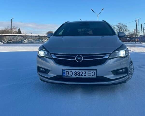 Серый Опель Астра, объемом двигателя 1.6 л и пробегом 226 тыс. км за 11500 $, фото 1 на Automoto.ua