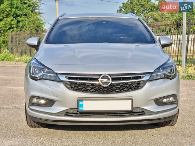 Сірий Опель Астра, об'ємом двигуна 1.6 л та пробігом 275 тис. км за 13000 $, фото 1 на Automoto.ua