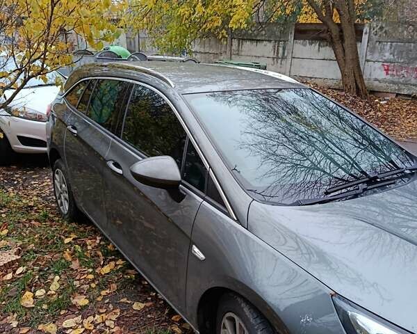 Серый Опель Астра, объемом двигателя 1.6 л и пробегом 260 тыс. км за 9500 $, фото 1 на Automoto.ua