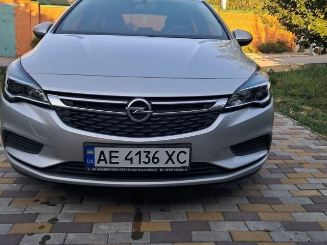 Сірий Опель Астра, об'ємом двигуна 1.6 л та пробігом 187 тис. км за 10600 $, фото 1 на Automoto.ua