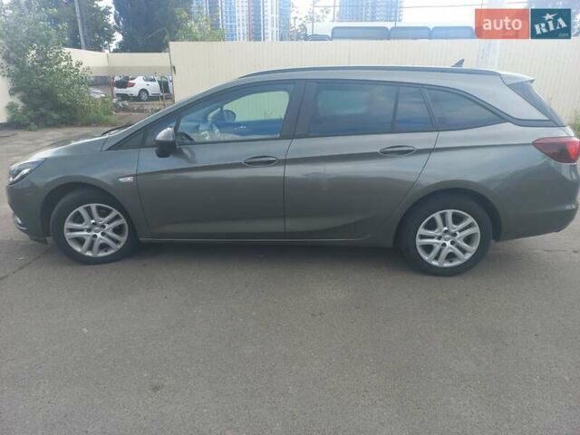 Серый Опель Астра, объемом двигателя 1.6 л и пробегом 343 тыс. км за 8000 $, фото 1 на Automoto.ua