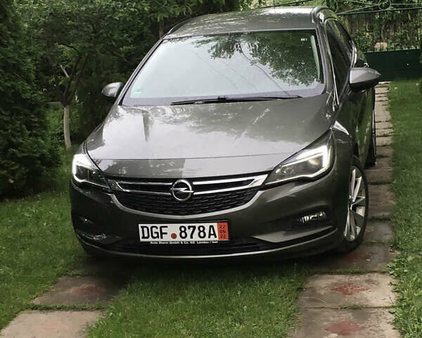 Сірий Опель Астра, об'ємом двигуна 1.6 л та пробігом 242 тис. км за 9999 $, фото 1 на Automoto.ua