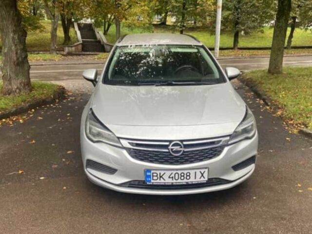 Серый Опель Астра, объемом двигателя 1.6 л и пробегом 168 тыс. км за 9600 $, фото 1 на Automoto.ua