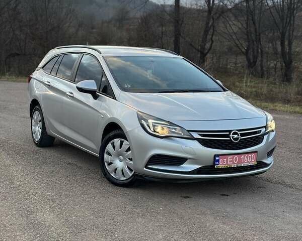 Серый Опель Астра, объемом двигателя 1.62 л и пробегом 146 тыс. км за 8400 $, фото 1 на Automoto.ua