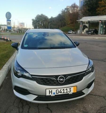 Серый Опель Астра, объемом двигателя 1.5 л и пробегом 206 тыс. км за 11750 $, фото 1 на Automoto.ua