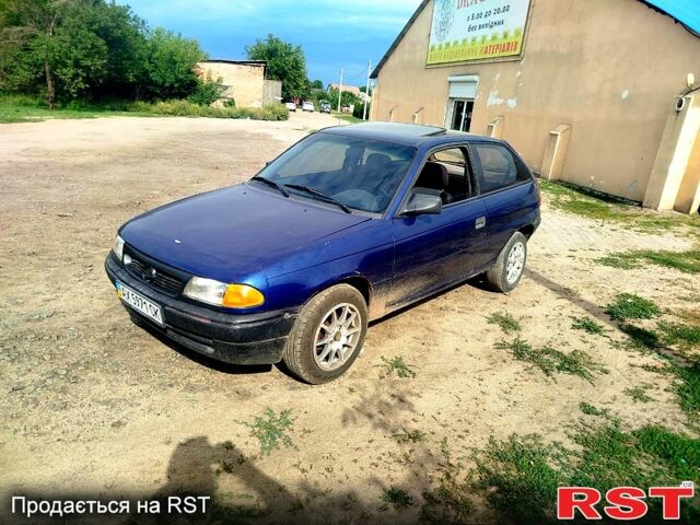 Синій Опель Астра, об'ємом двигуна 1.4 л та пробігом 0 тис. км за 1000 $, фото 1 на Automoto.ua