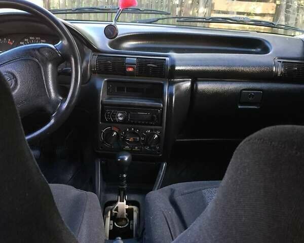 Синій Опель Астра, об'ємом двигуна 1.6 л та пробігом 380 тис. км за 1261 $, фото 1 на Automoto.ua