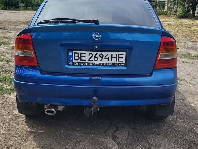 Синій Опель Астра, об'ємом двигуна 1.6 л та пробігом 333 тис. км за 2300 $, фото 1 на Automoto.ua