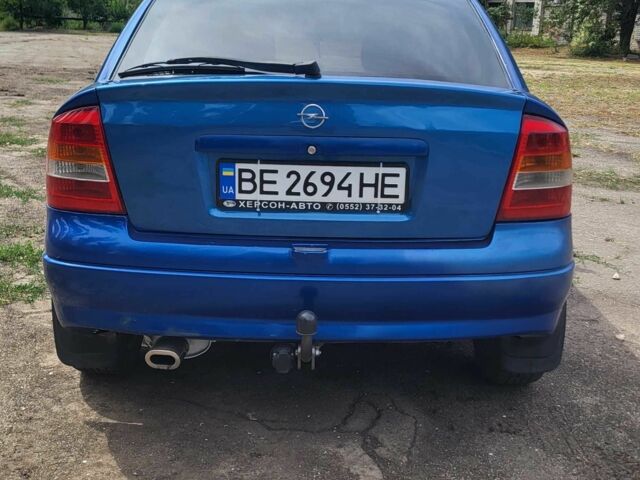 Синій Опель Астра, об'ємом двигуна 1.6 л та пробігом 333 тис. км за 2300 $, фото 1 на Automoto.ua