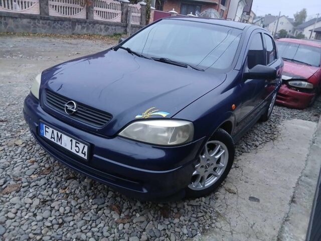 Синий Опель Астра, объемом двигателя 1.6 л и пробегом 280 тыс. км за 950 $, фото 1 на Automoto.ua