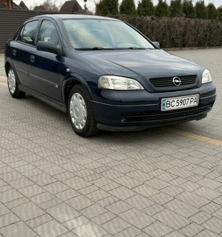 Синий Опель Астра, объемом двигателя 1.69 л и пробегом 250 тыс. км за 2650 $, фото 1 на Automoto.ua