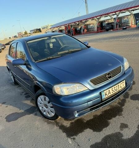 Синий Опель Астра, объемом двигателя 1.7 л и пробегом 350 тыс. км за 3300 $, фото 1 на Automoto.ua