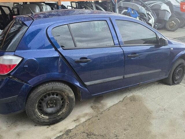Синій Опель Астра, об'ємом двигуна 1.4 л та пробігом 150 тис. км за 1300 $, фото 1 на Automoto.ua