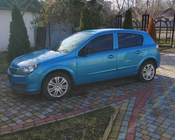 Синий Опель Астра, объемом двигателя 1.6 л и пробегом 120 тыс. км за 5500 $, фото 1 на Automoto.ua