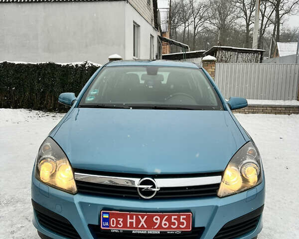 Синий Опель Астра, объемом двигателя 1.6 л и пробегом 178 тыс. км за 4900 $, фото 1 на Automoto.ua
