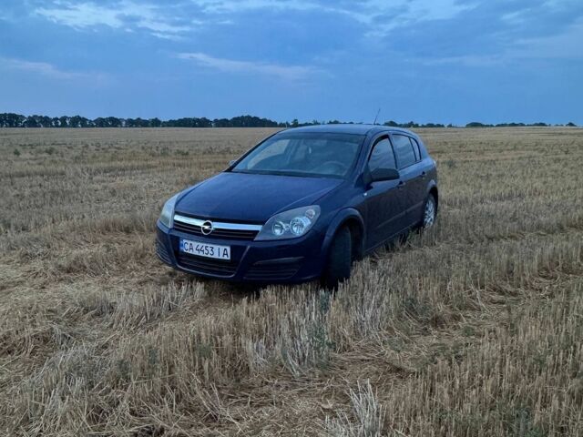 Синій Опель Астра, об'ємом двигуна 1.39 л та пробігом 331 тис. км за 3500 $, фото 1 на Automoto.ua