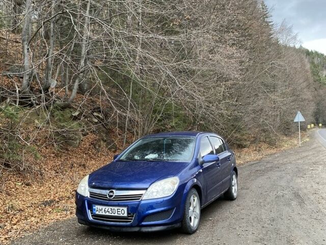 Синий Опель Астра, объемом двигателя 1.2 л и пробегом 282 тыс. км за 3750 $, фото 1 на Automoto.ua