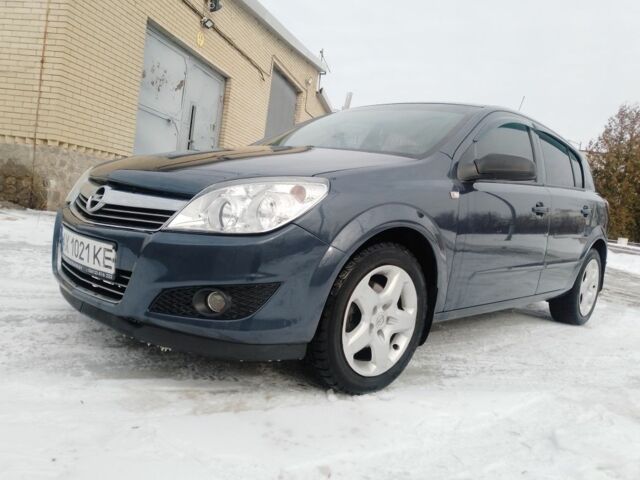 Синий Опель Астра, объемом двигателя 1.6 л и пробегом 249 тыс. км за 5100 $, фото 1 на Automoto.ua