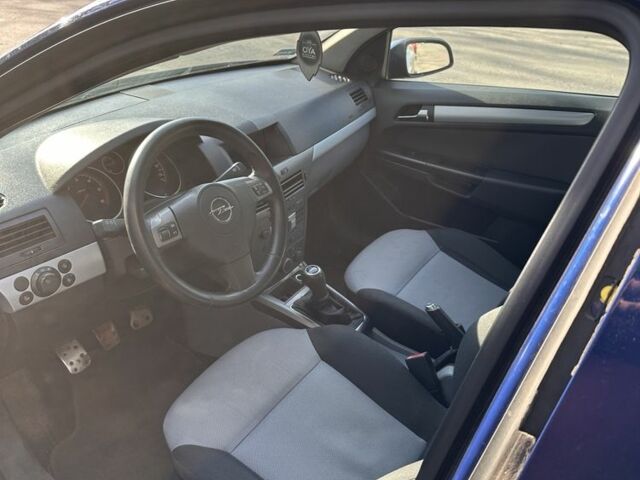 Синій Опель Астра, об'ємом двигуна 1.7 л та пробігом 304 тис. км за 2200 $, фото 1 на Automoto.ua